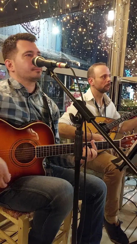 Σούξου Μούξου_Argyroúpoli_slider_image_2