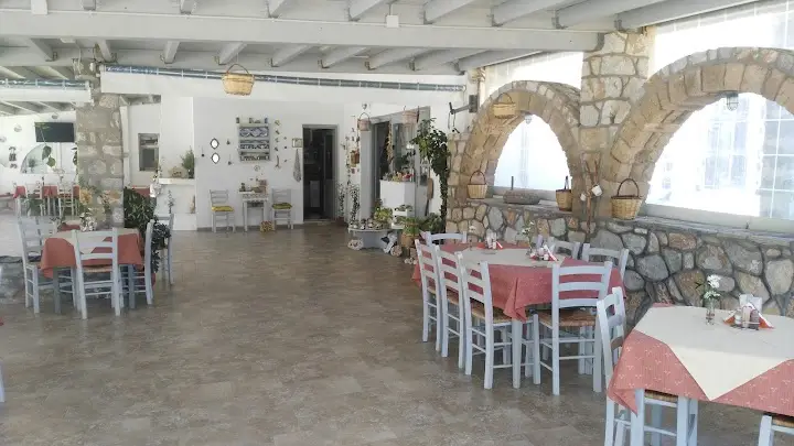 Το Πέρασμα_Skýros_slider_image_3