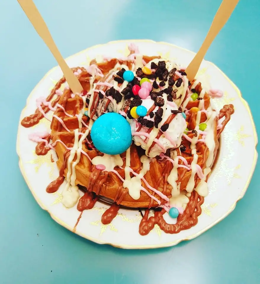 Λουκουμαγεία + pasta Σκύρος_Skýros_slider_image_2