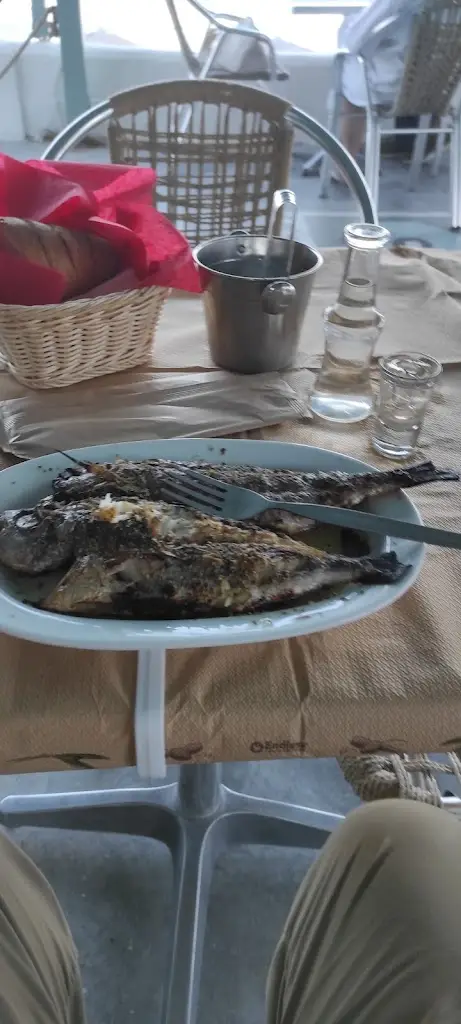 Menu_Gialos Beach_Skýros_image_9