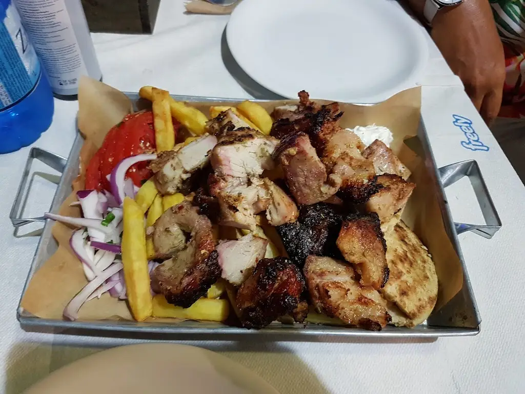 Menü_Mouza grill house_Skýros_Bild_1