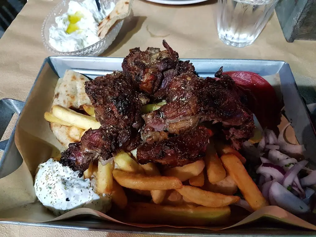 Menü_Mouza grill house_Skýros_Bild_5