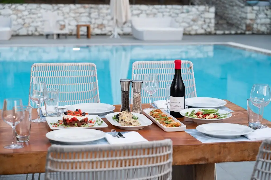 Efrosini restaurant_Skýros_slider_image_2