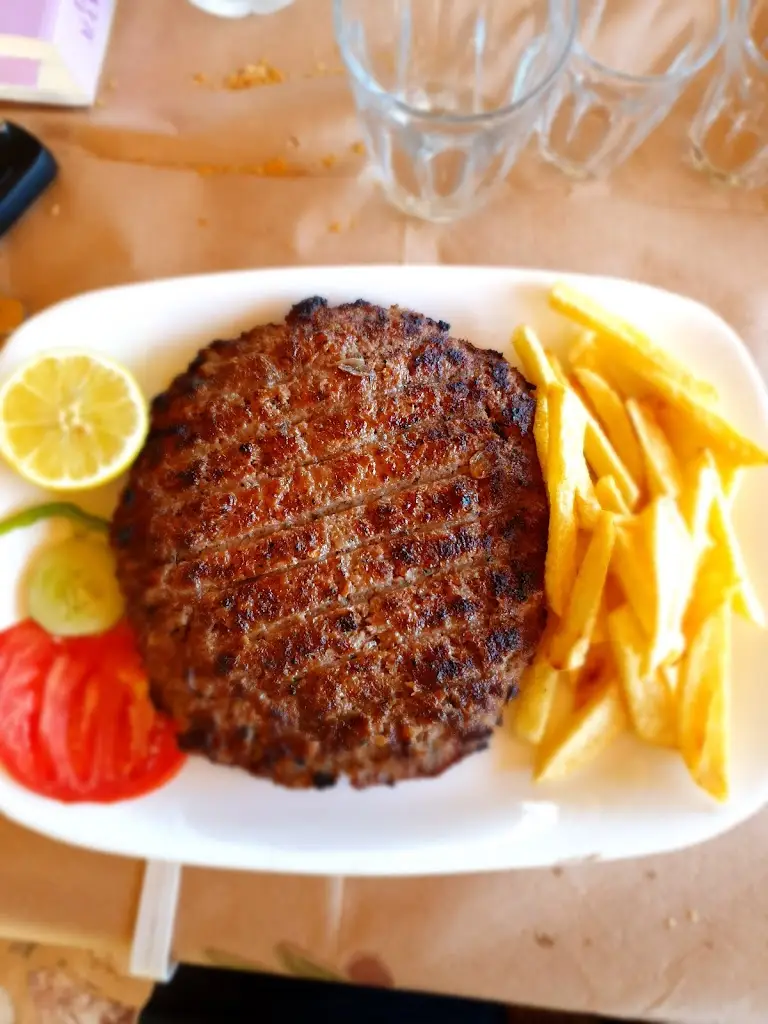 Menü_O Lambros_Skýros_Bild_2