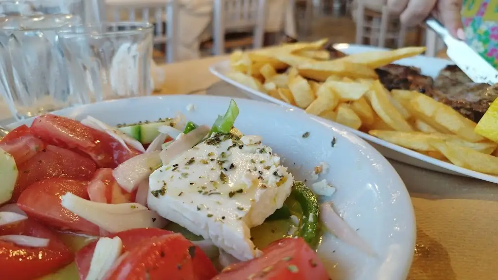 Menü_O Lambros_Skýros_Bild_3