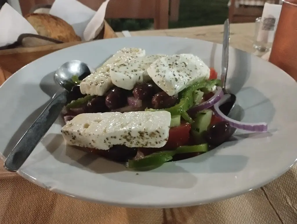 Menü_Manolia Greek Reastaurant_Skýros_Bild_2