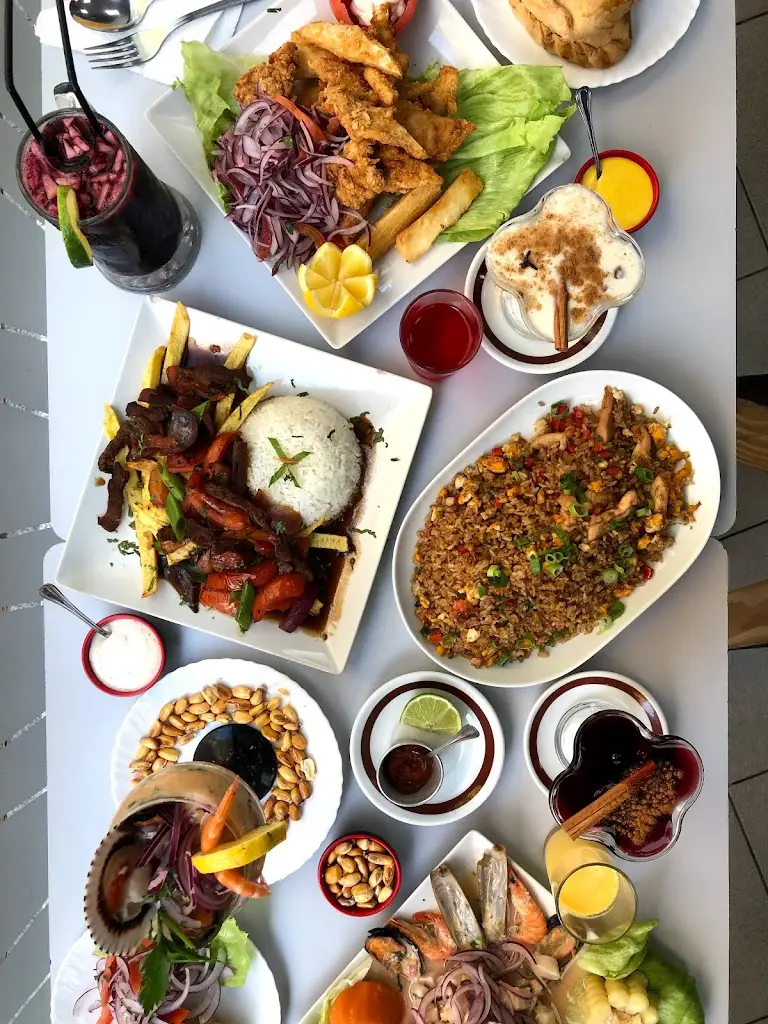 Εστιατόριο 2_Skýros_slider_image_3