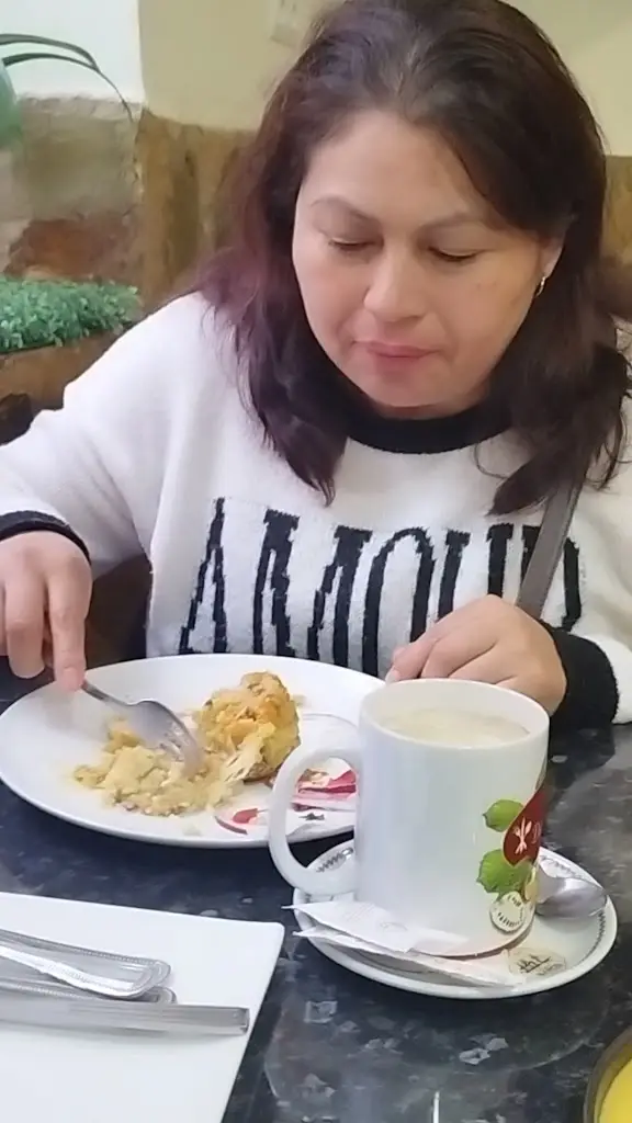 LA FAMILIA_Vathí_slider_image_2