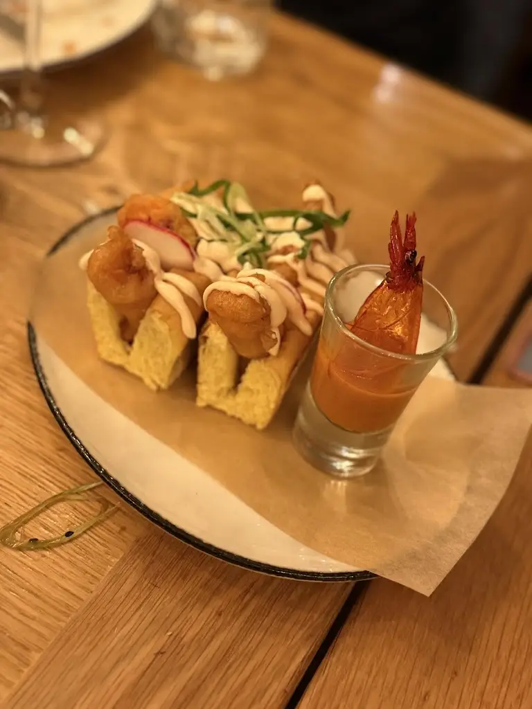 Darja Srečko Judar_Trehantiri Taverna_Vathí_Bewertung