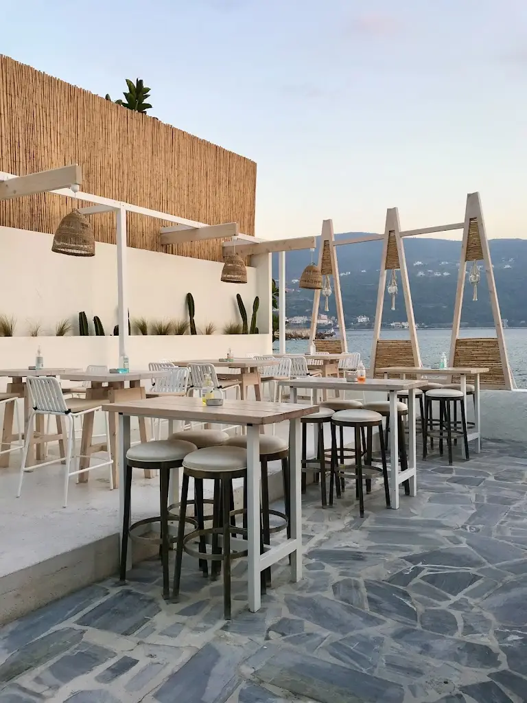 Berşay Yiğit_ISLA Seaview kitchen bar_Vathí_Bewertung