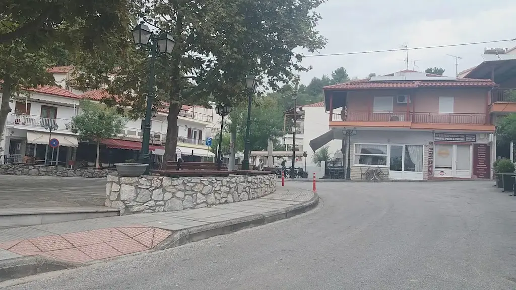 Σνακ μπαρ ΤΟΛΗΣ Restaurant in Ágio Pnévma