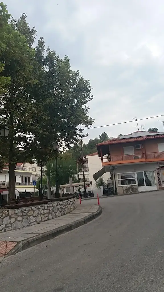 Σνακ μπαρ ΤΟΛΗΣ_Ágio Pnévma_slider_image_3