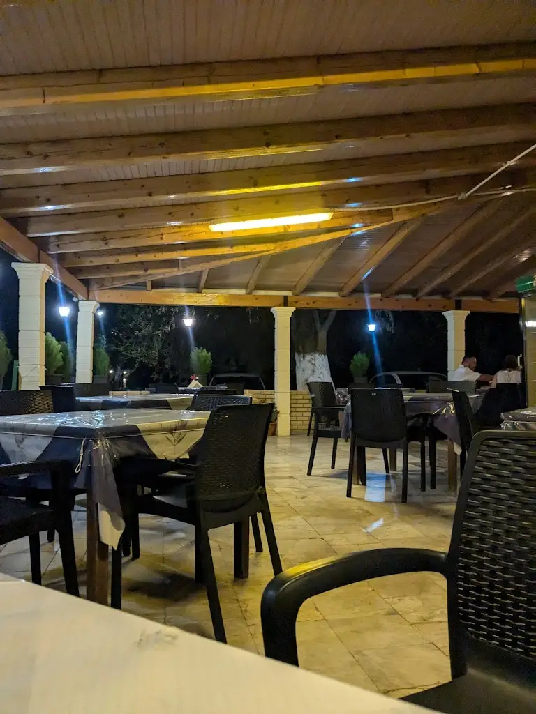 Sue Skinley_Restaurant Bar Angelos_Ágios Geórgios_Bewertung