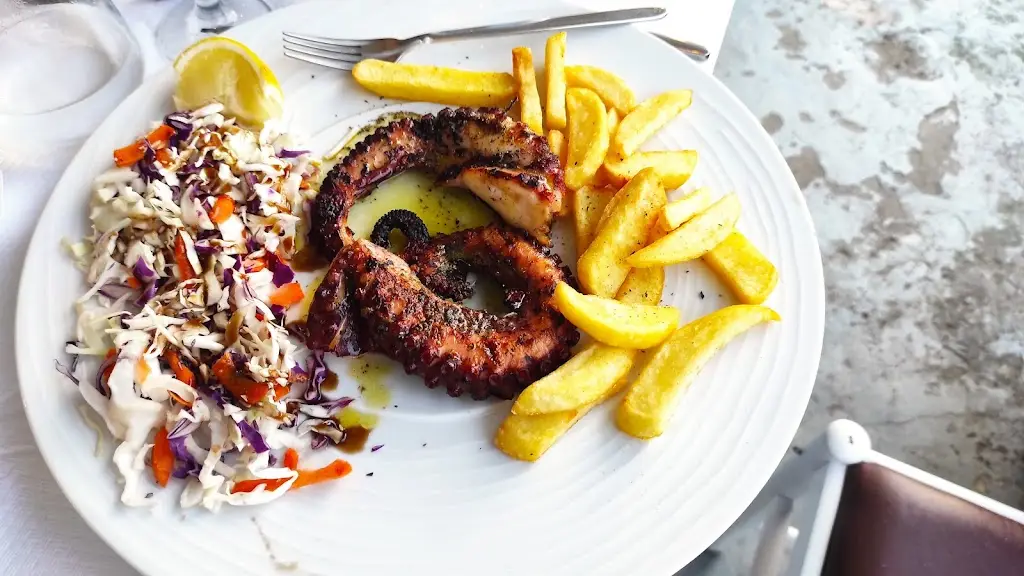 Menü_Taverna O Manthos_Ágios Geórgios_Bild_8