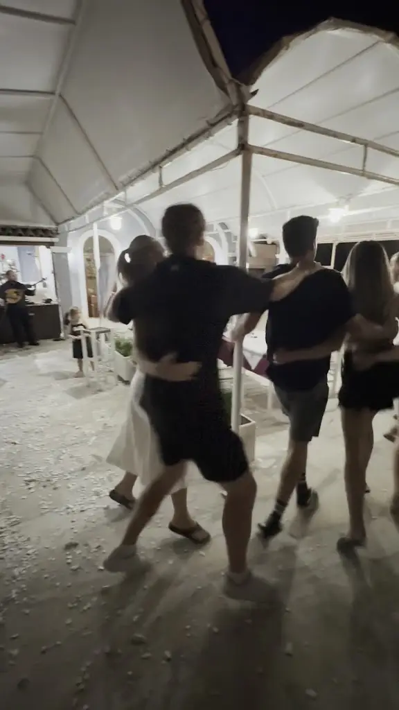 Noemie_Ágios Geórgios_slider_image_2