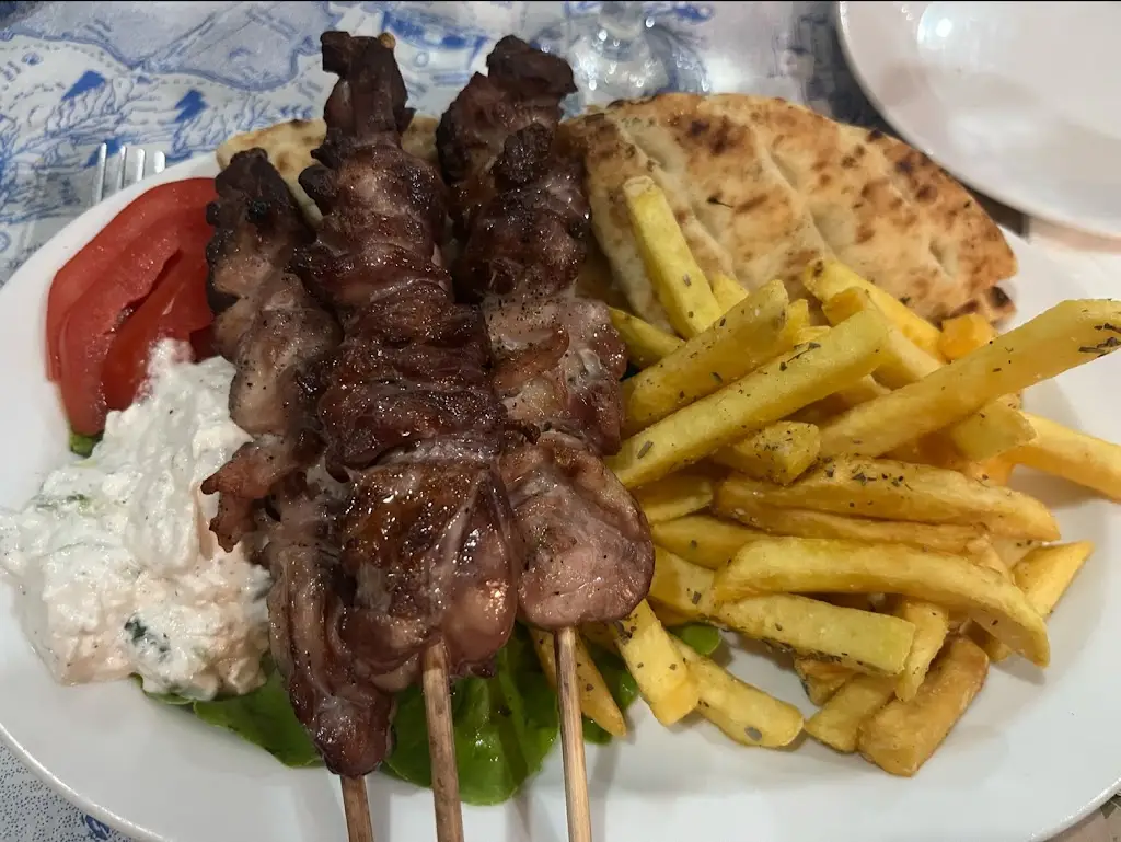 Noemie_Ágios Geórgios_slider_image_3