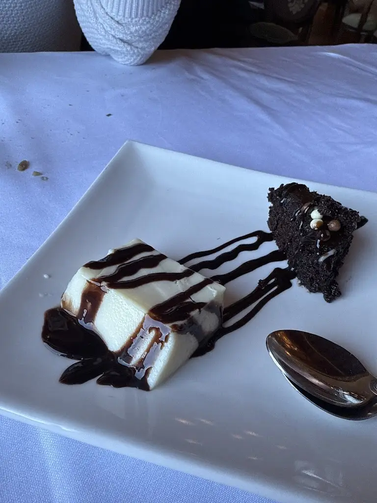 Menü_Tsegani_Ágios Athanásios_Bild_2