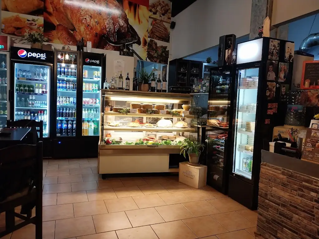 Michael Dragudakis_Kotomania_Ágios Athanásios_Bewertung