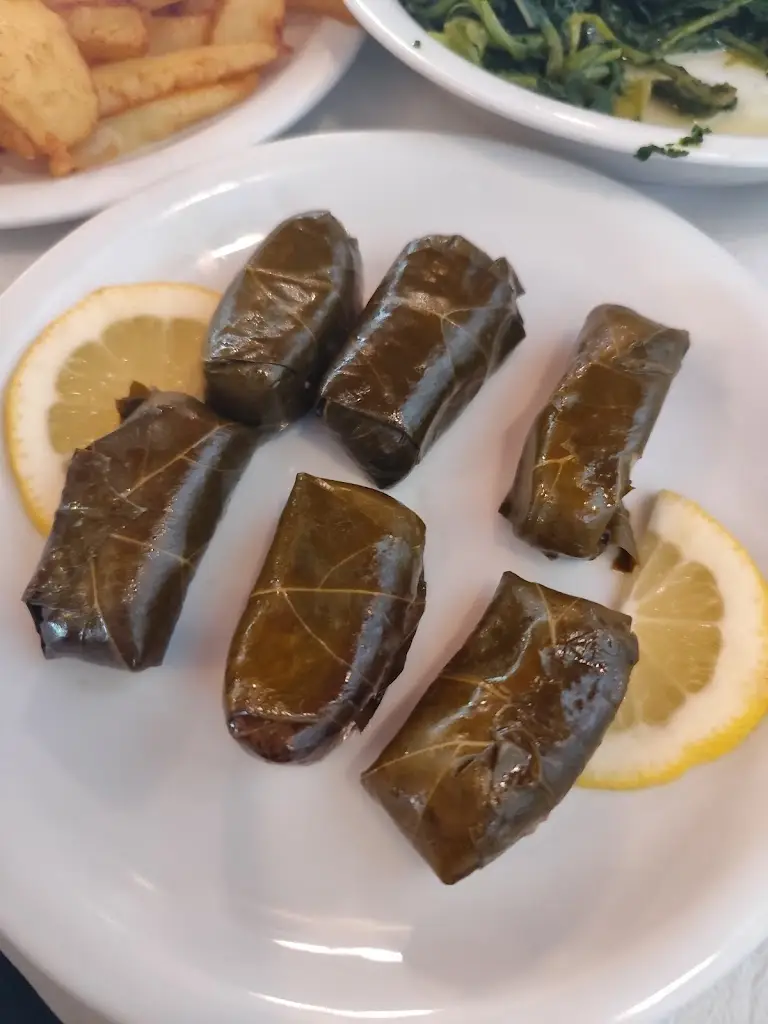 Όμορφη Γωνιά_Argyroúpoli_slider_image_1