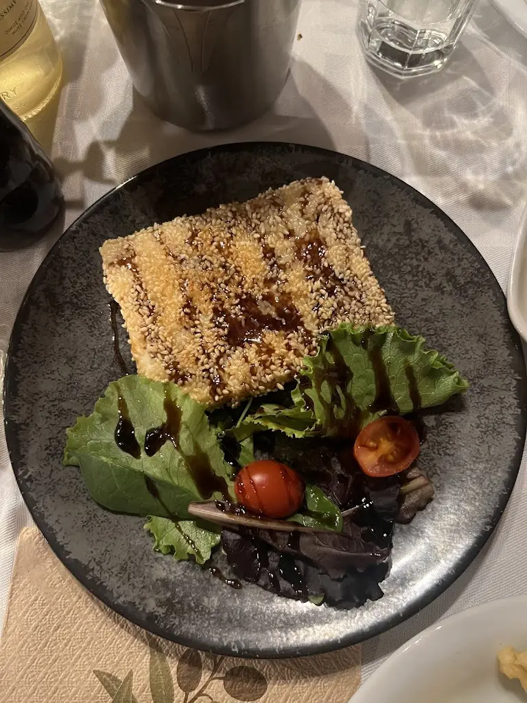 Thomas Alizotis_Tavern 