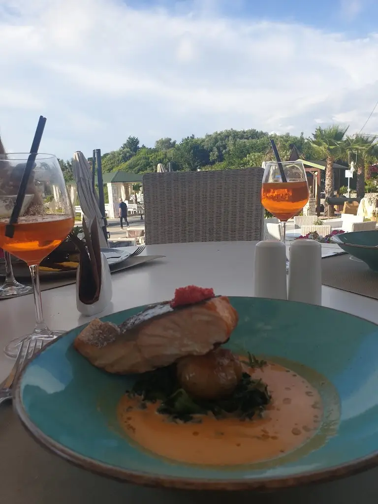 Lia Weightman_Pyramid Restaurant Cafe_Ágios Spyrídon_Bewertung