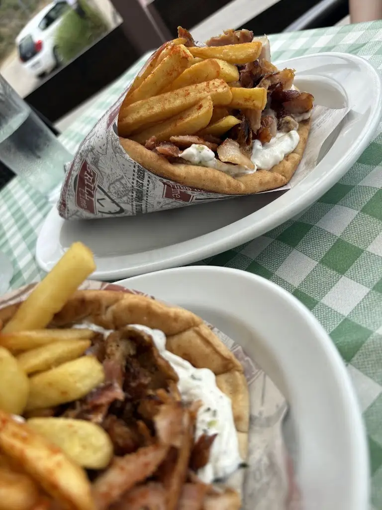 Oliver_Yiannis Grill Room_Ágios Spyrídon_Bewertung