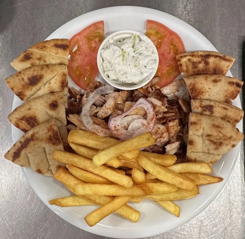 Yiannis Grill Room_Ágios Spyrídon_slider_image_3