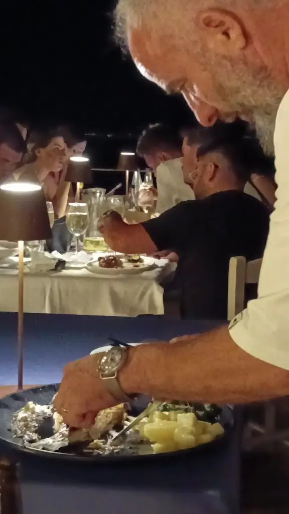 Calimaceanu Cristian Marian_Thea Thalassa_Áfytos_Bewertung