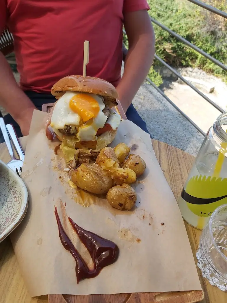 Menü_Notos All Day Bar_Áfytos_Bild_5