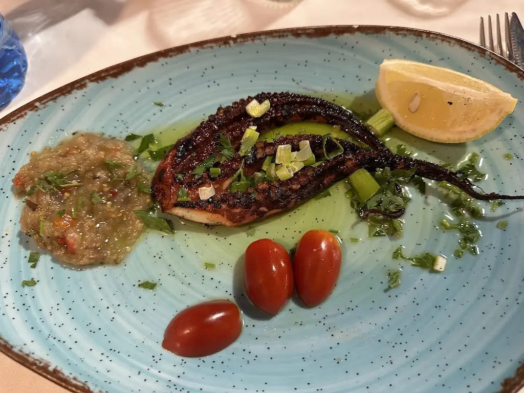 Kristian Kolyov _Kardamo_Áfytos_review