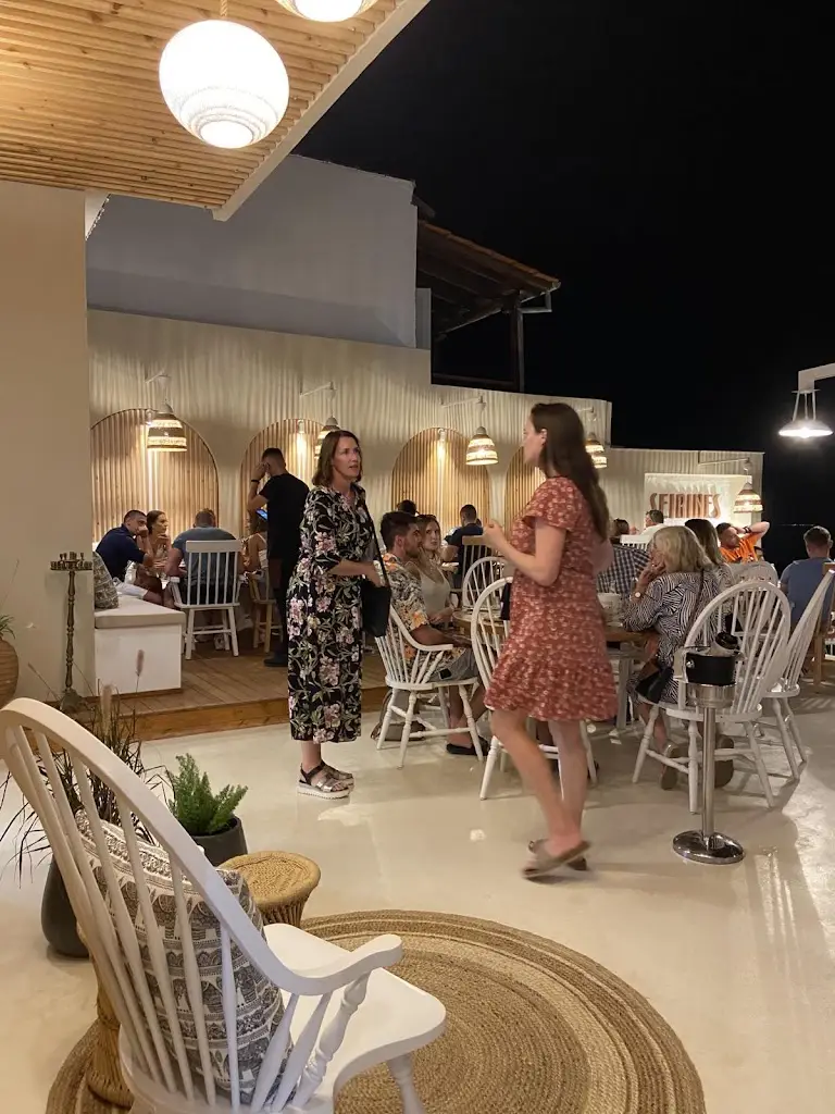 Seirines Restaurant in Áfytos