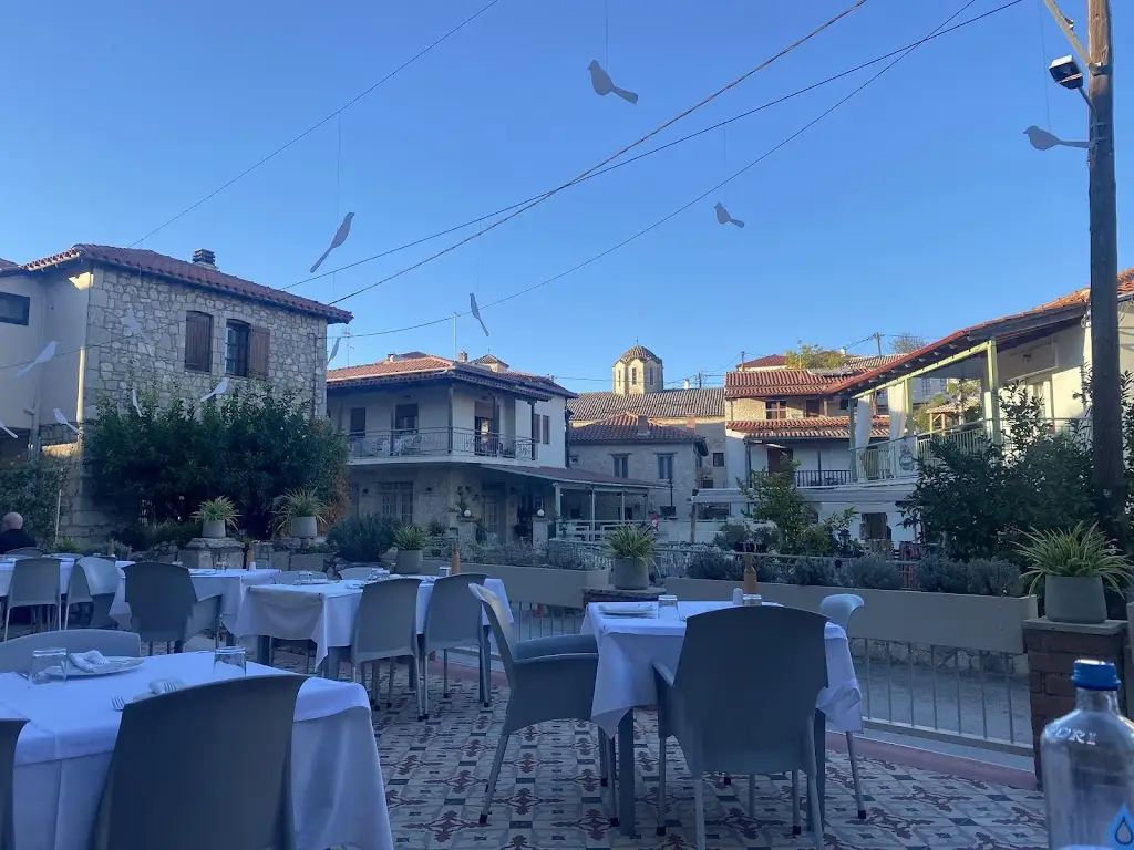 Sousourada restaurant_Áfytos_slider_image_2