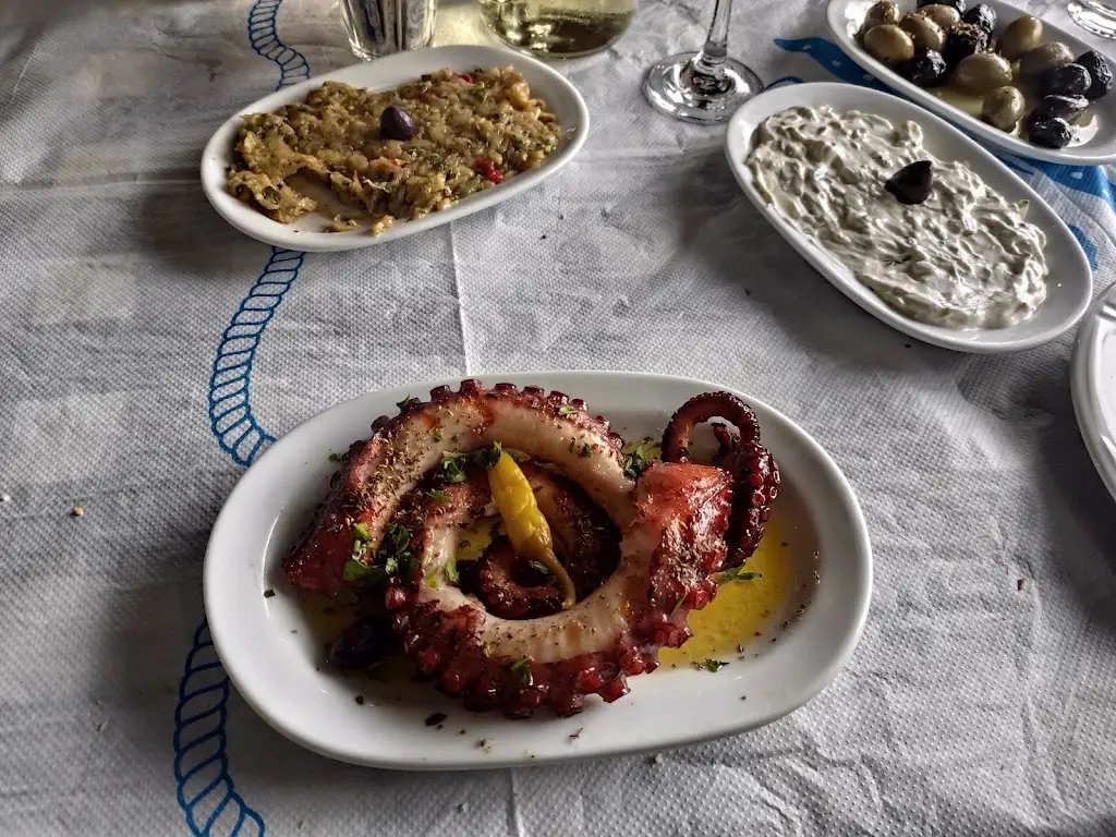 Menu_Ta Glarakia_Áfytos_image_5