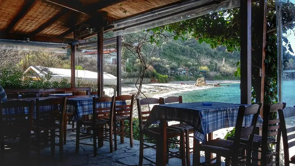 Ta Glarakia Restaurant in Áfytos