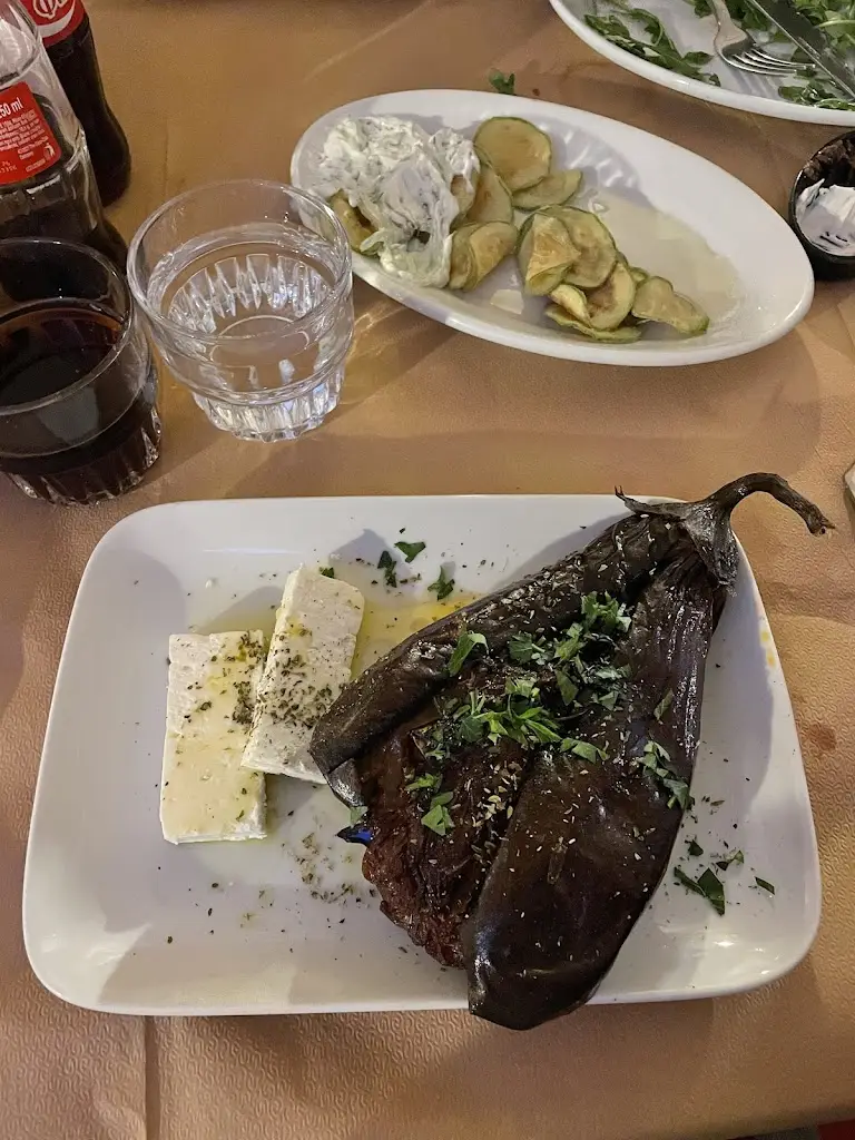 Sofia Stenberg_Mpogiata_Áfytos_review