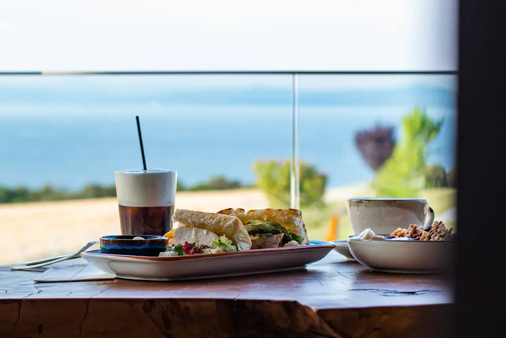 KING'S AND QUEEN'S POOL BAR- JACUZZI-CAFE/BREAKFAST/BRUNCH/PIZZA AFITOS_Áfytos_slider_image_1