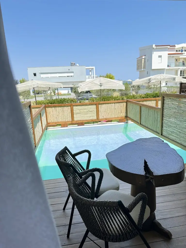 KING'S AND QUEEN'S POOL BAR- JACUZZI-CAFE/BREAKFAST/BRUNCH/PIZZA AFITOS_Áfytos_slider_image_3