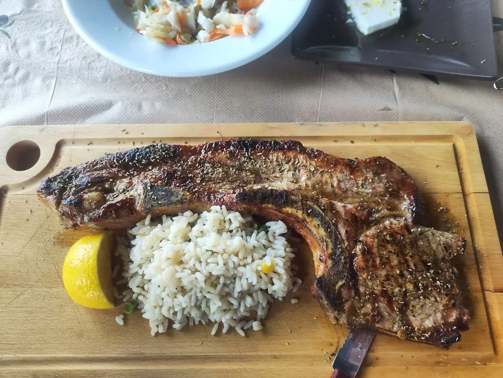 Menü_Alector_Aigínio_Bild_2