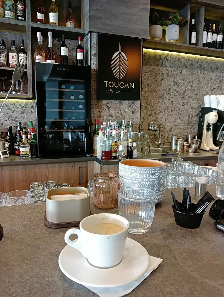 Toucan cafe | bar | resto_Aigínio_slider_image_2