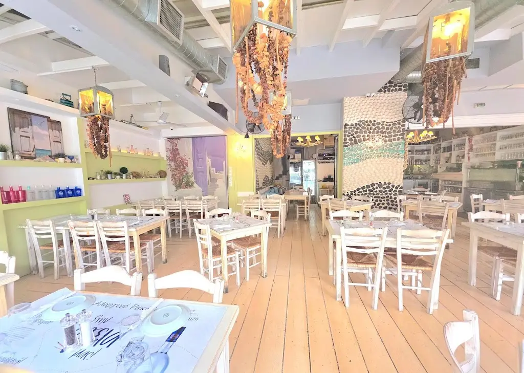 ALARGINO TAVERN Restaurant in Argyroúpoli