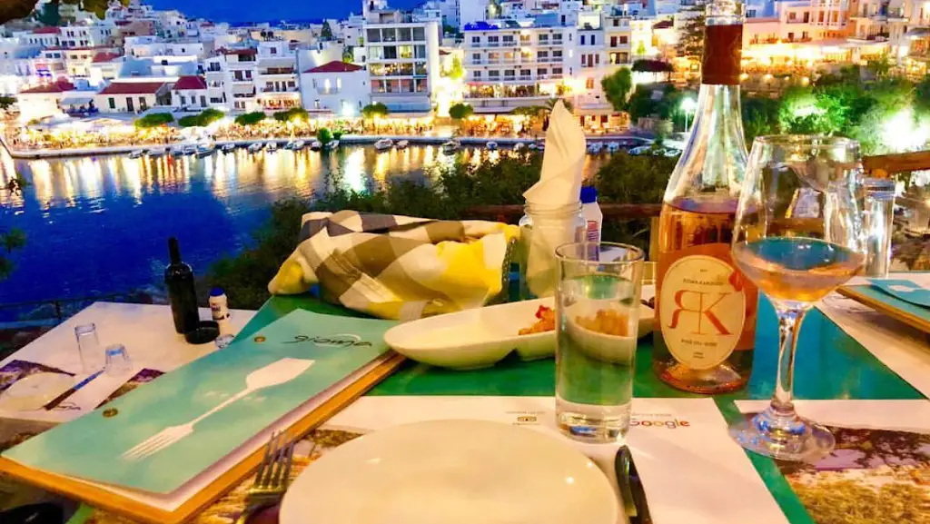 Gioma Meze Restaurant in Ágios Nikólaos