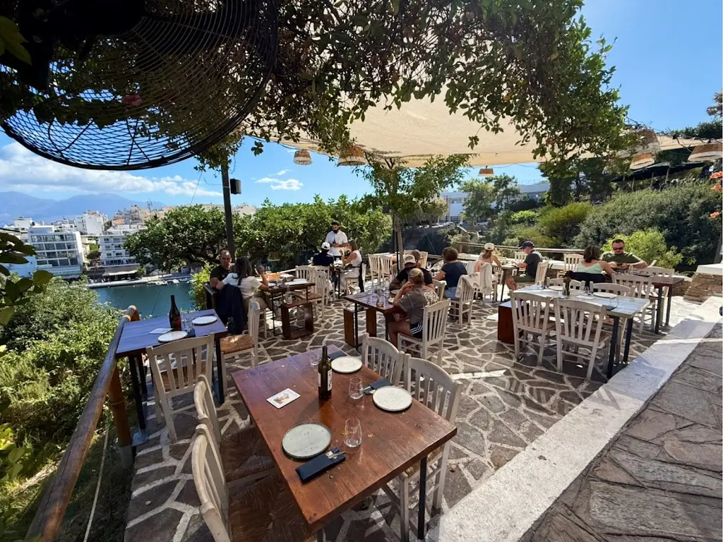 Gioma Meze_Ágios Nikólaos_slider_image_3