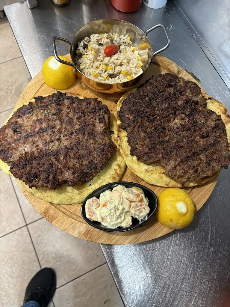 ΙΩΑΝΝΗΣ ΤΣΑΟΥΣΗΣ_ΤΑΒΕΡΝΑ 