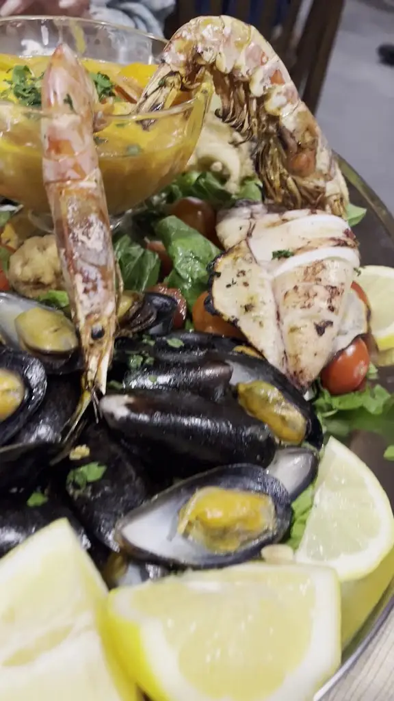 The Cave of Nikolas_Akrolímni_slider_image_2