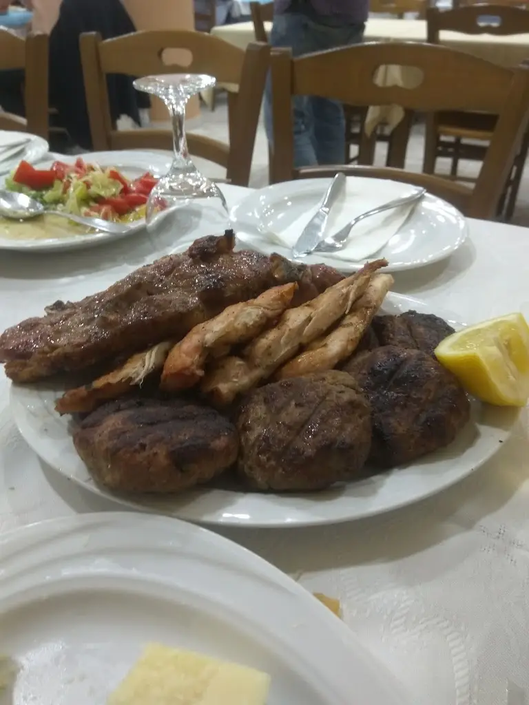 Menü_Karagiannis_Asprópyrgos_Bild_4