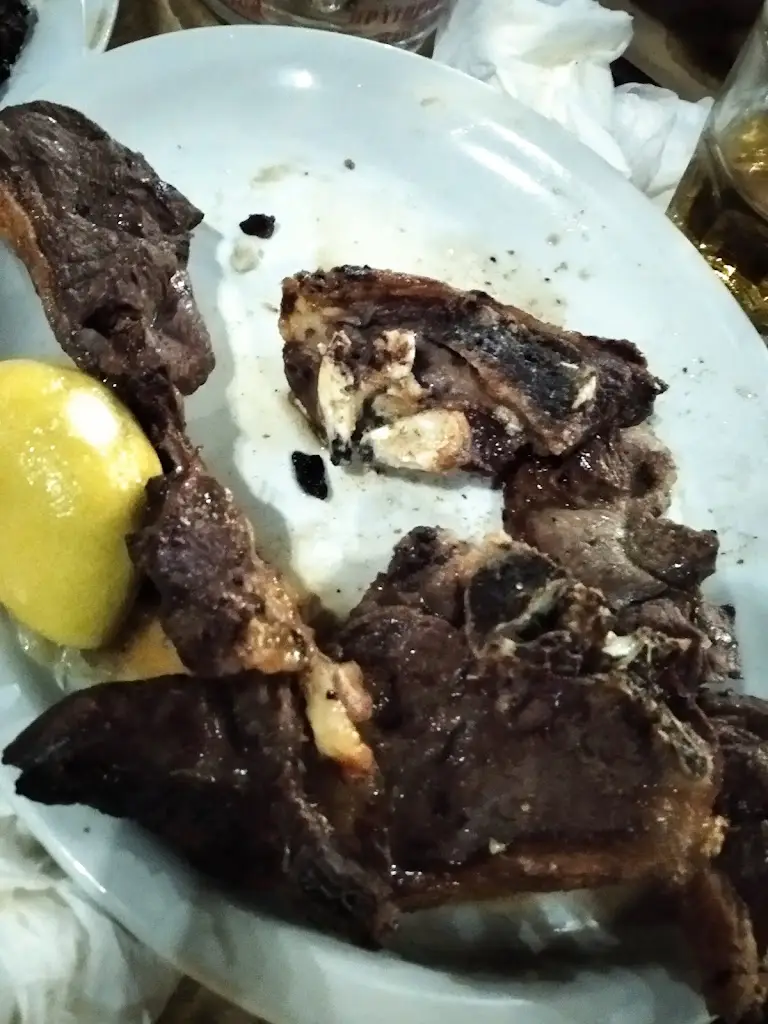 Nikos Thalassinos_Karagiannis_Asprópyrgos_Bewertung