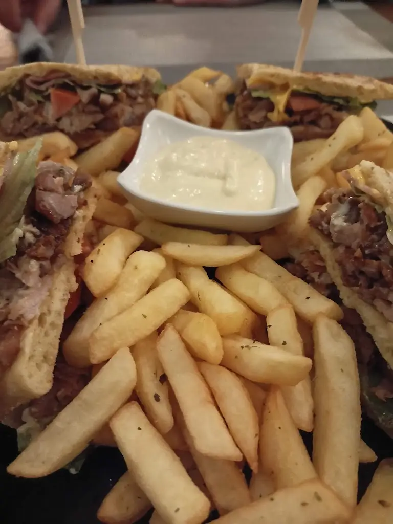 Menü_Platinum Grill_Akrolímni_Bild_2