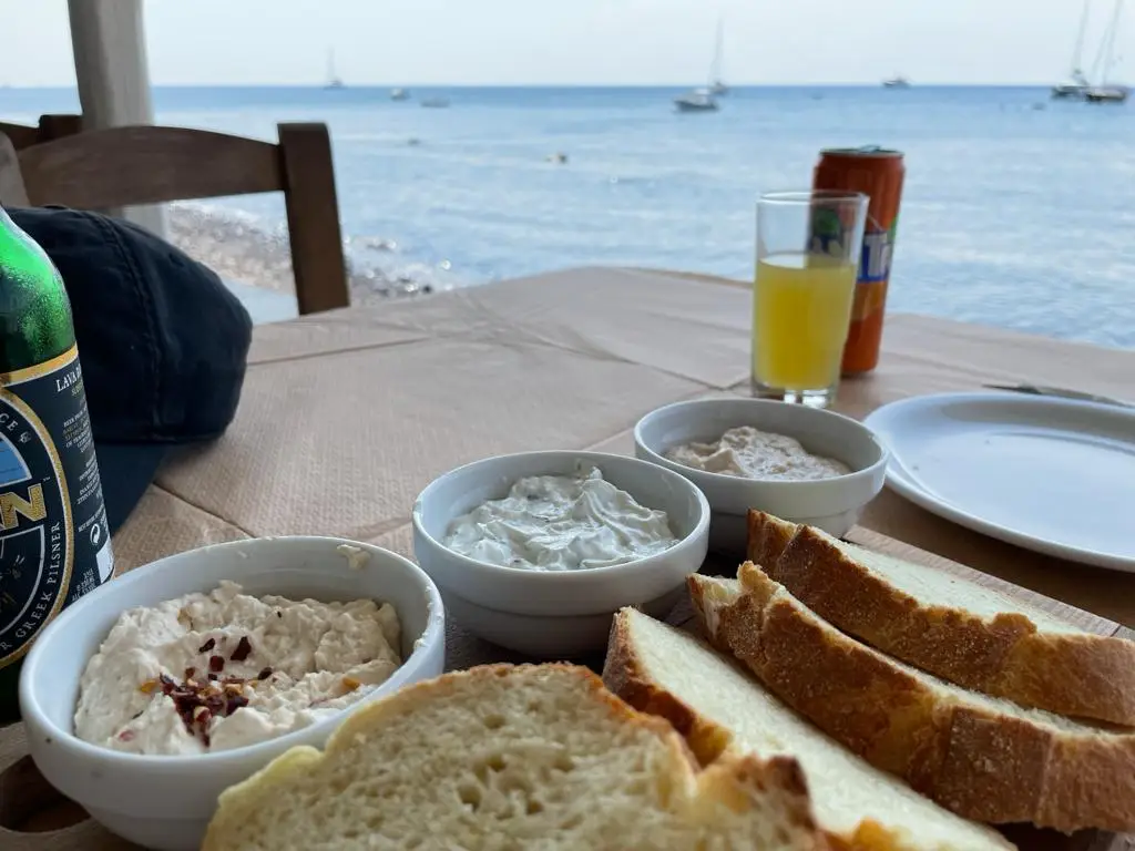 Menü_Melina's Tavern_Akrolímni_Bild_8