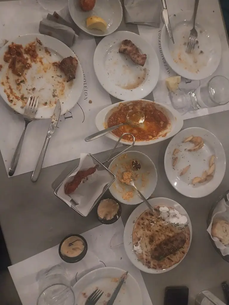 Menu_Το καραφάκι_Akrolímni_immagine_5