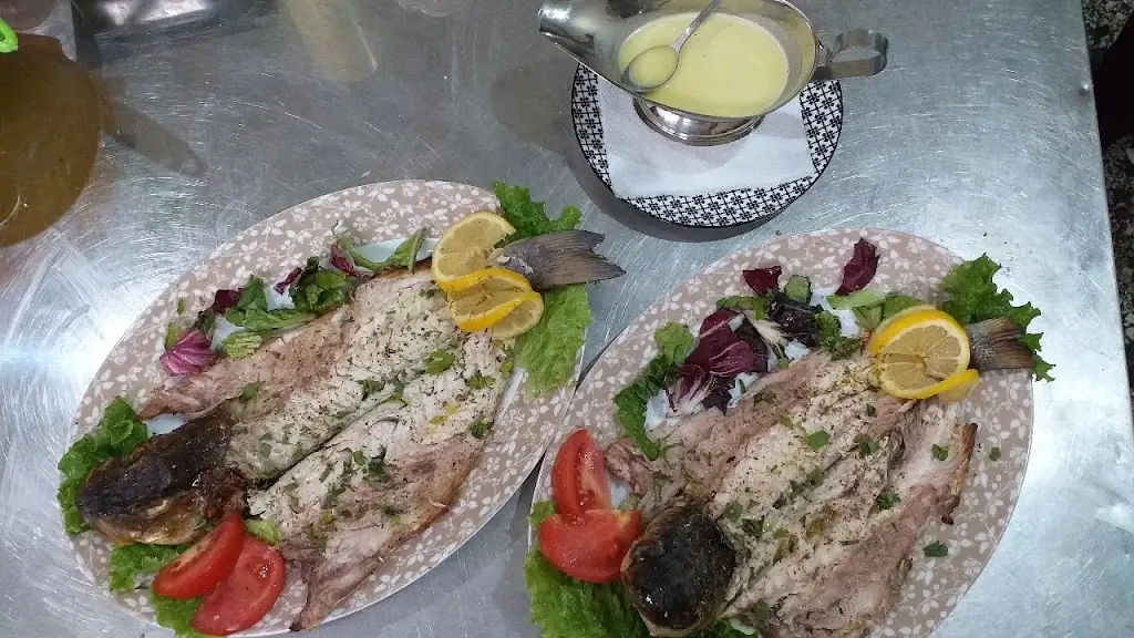 Ουζερί Ψησταριά Αβράμη_Akrolímni_slider_image_3